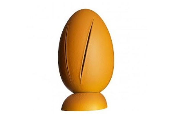 Oeuf Tagli by Pierre Hermé Created by pastry chef Pierre Hermé, this colourful collection of lacerated Easter eggs pays tribute to the images of Italian 20th century artist Lucio Fontana’s “Olii’ works. €130