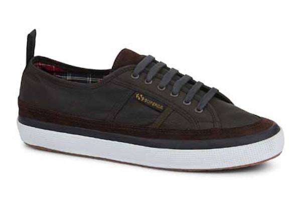 2750 Waxcots Raining? Reach for these Forest Green trainers that are inspired by your favourite waxed jacket. Note the tartan lining too. Nice touch.