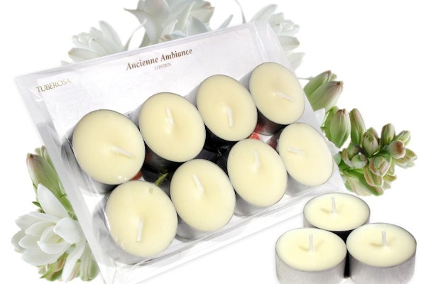 Tuberosa Tealights Set New! Scatter these strong floral tealights around the house and enjoy the wafts of heady and warm notes. Each candle is made of a slow burning wax.