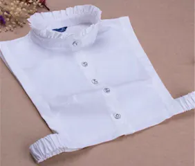 White Cotton Upright Fake Collar £35