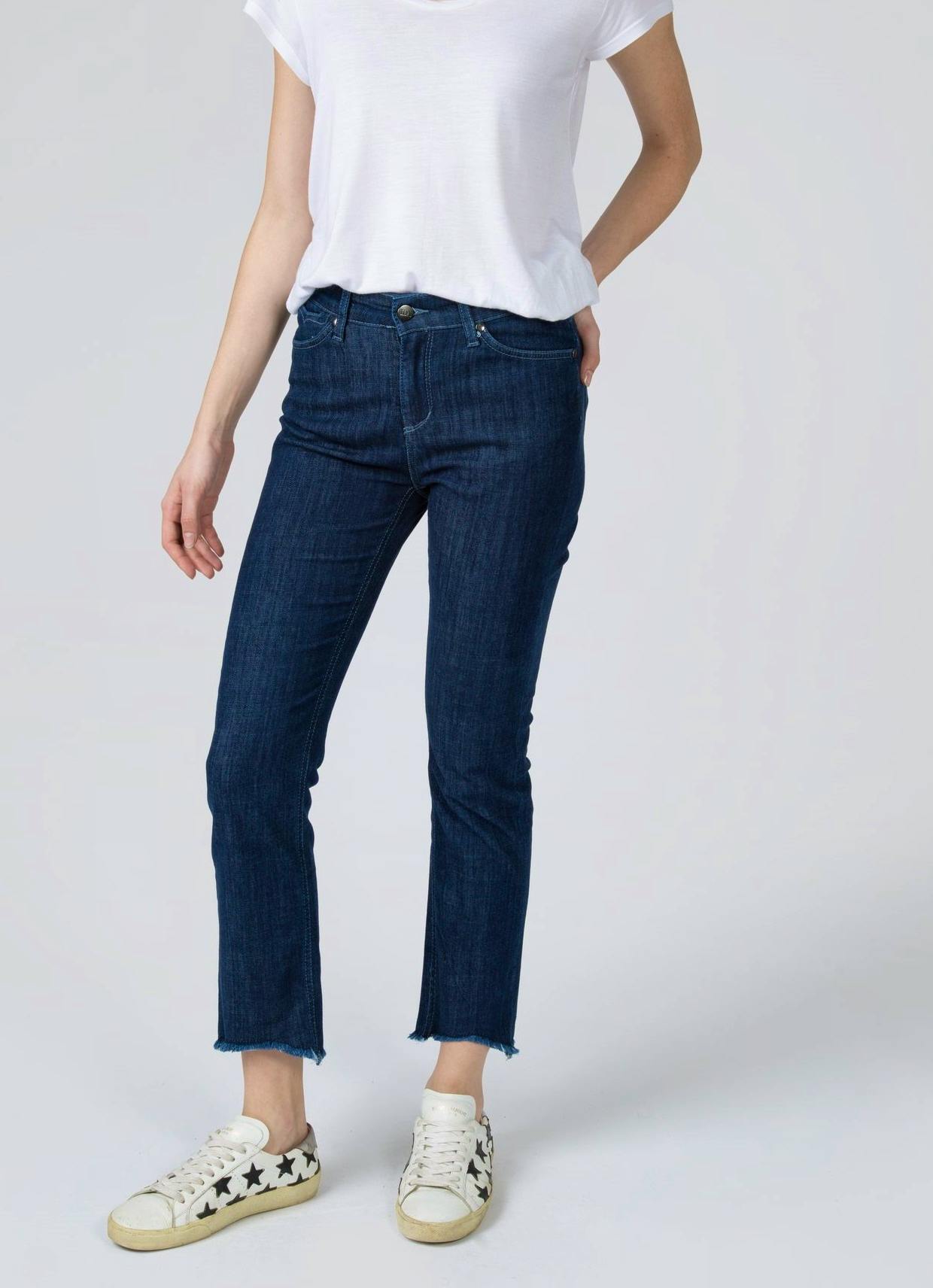 Sidney, Shanghai Surprise £165, Donna Ida