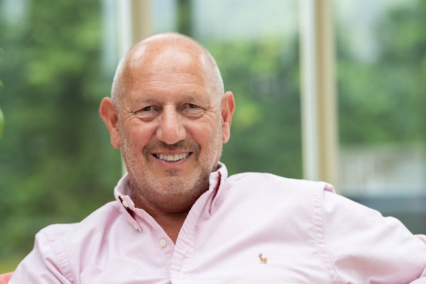 Jerry Horwood Serial entrepreneur and business angel, Jerry is Chairman of the S100 Investment Club. The new national investment platform is the only angel investment club connected to the SETsquared Partnership, the world’s top university managed business incubator.