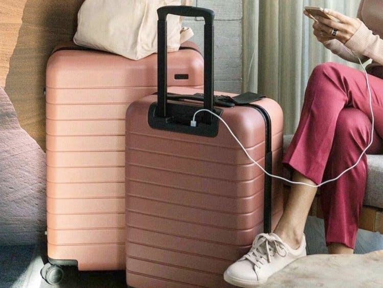 carry on luggage with ejectable battery