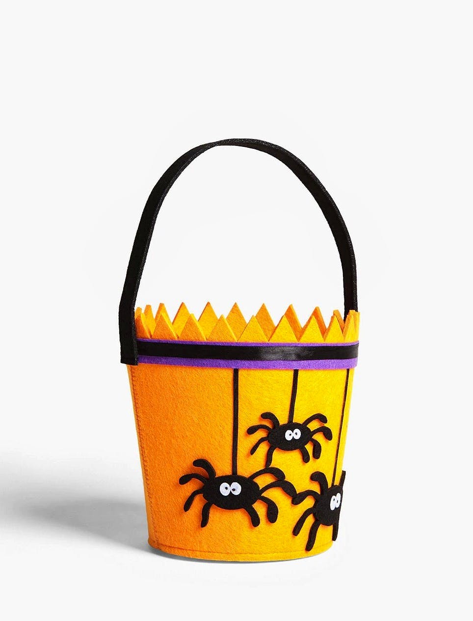 £4, John Lewis Collect the sweets in abundance with this lovely – and plastic- free – felt bucket.