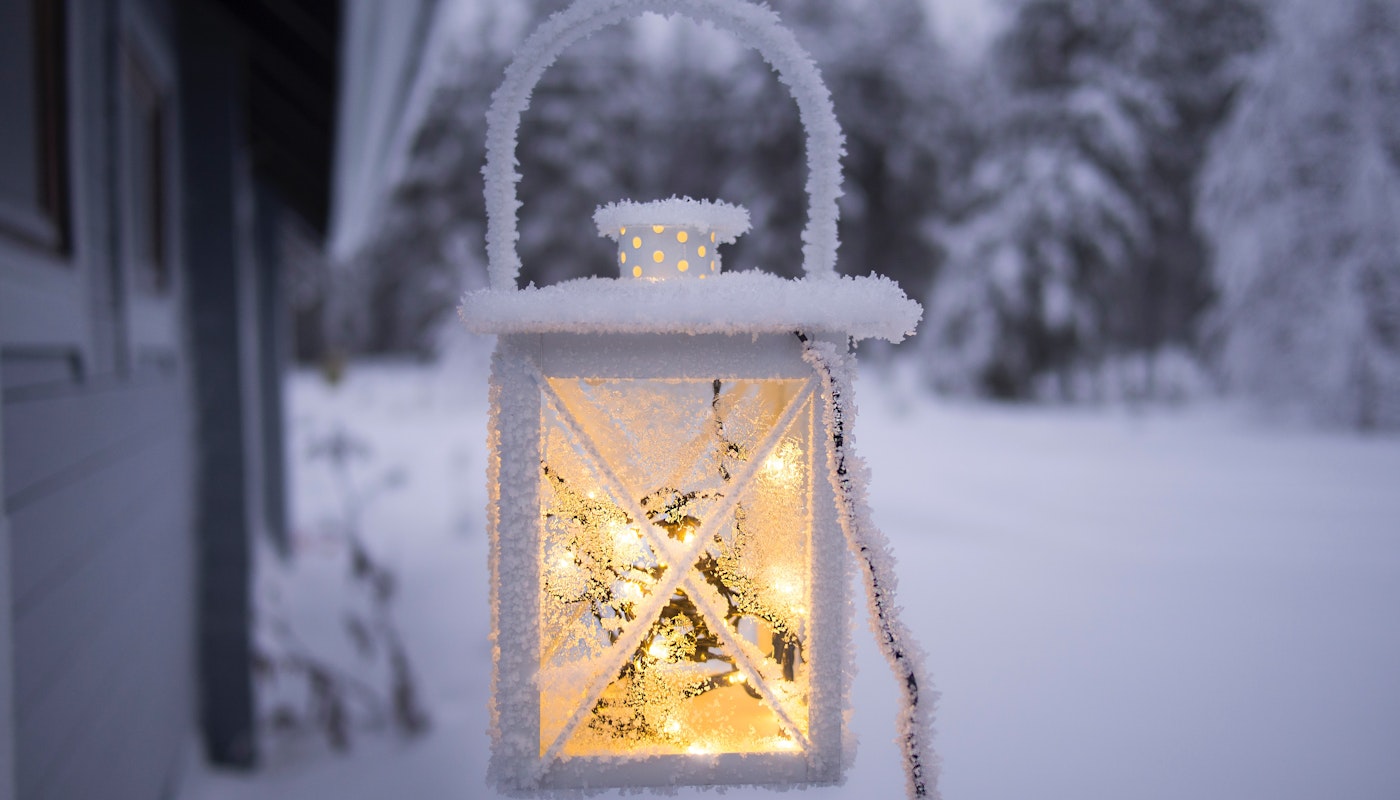 5 Best Sites for Outdoor Christmas Decorations