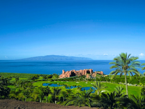 Low-Cost Sun - Abama - Tenerife. Classic Collection