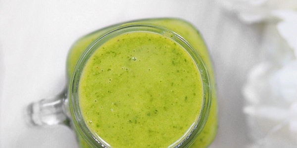 Glowing Green Smoothie For Healthy Skin And Hair