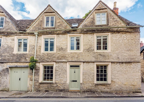 House For Sale In Cirencester