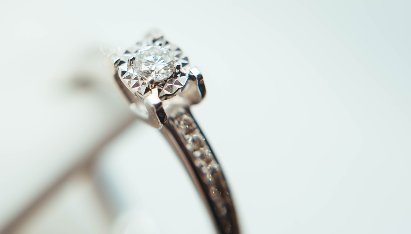 Top Tips For Buying An Engagement Ring