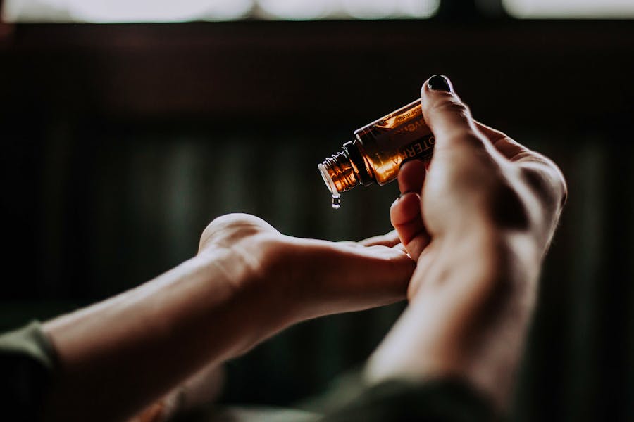 Aromatherapy Treaments For Home Photo By Christin-hume-0MoF-Fe0w0A-unsplash