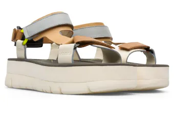 Camper