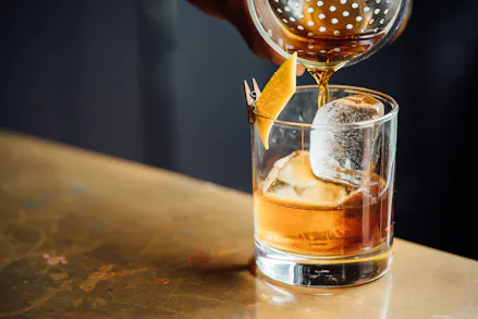 7 Ways To Master The Art Of Iconic Hotel Cocktail Making