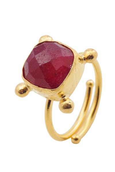 V&A Shop Red Agate Ring by Ottoman Hands, £50