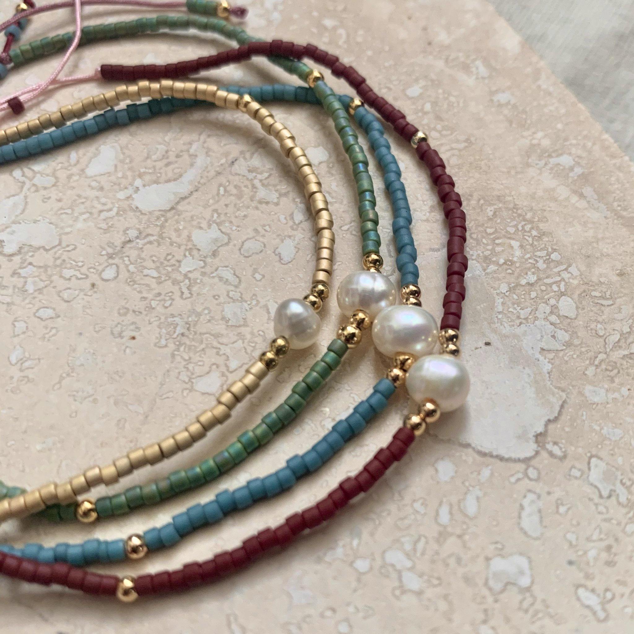 Little Nell Jewellery Pearl Friendship Bracelet, £10