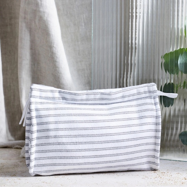 The White Company Stripe Wash Bag, £28