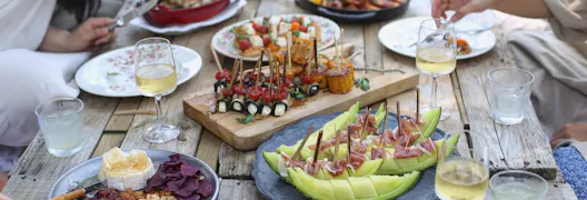 29 Ways To Create A Beautiful Summer Table