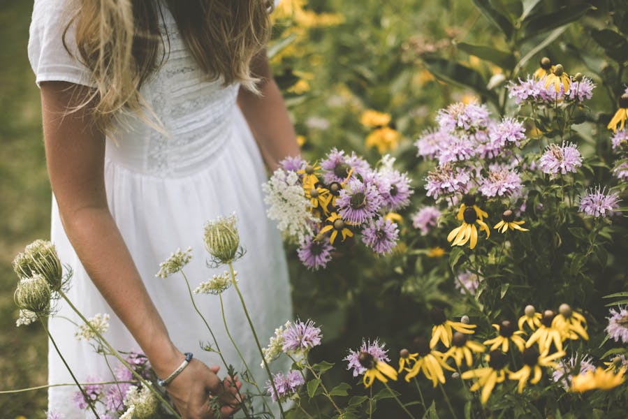 Dreamy White Dresses For Summer