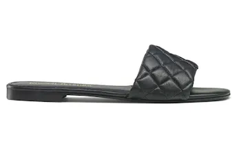 Russell & Bromley
