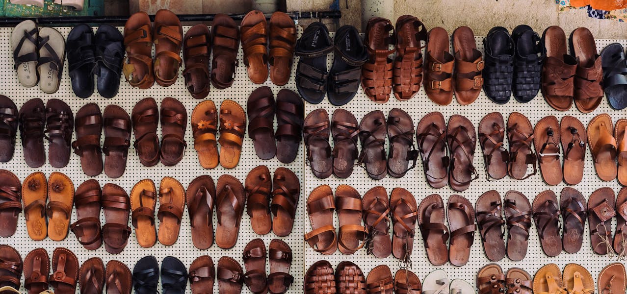 Sandal Edit Photo By Adam-jang-unsplash