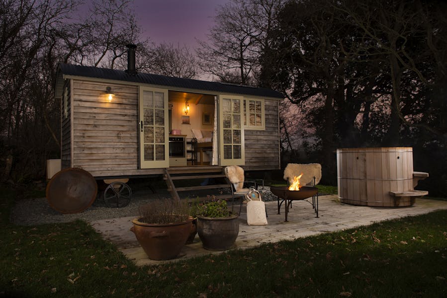 Classic Glamping Shepherds Hut