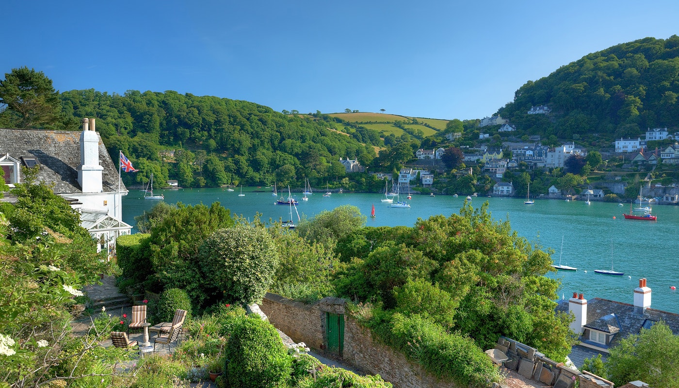 Stunning Waterside Properties For Sale Right Now