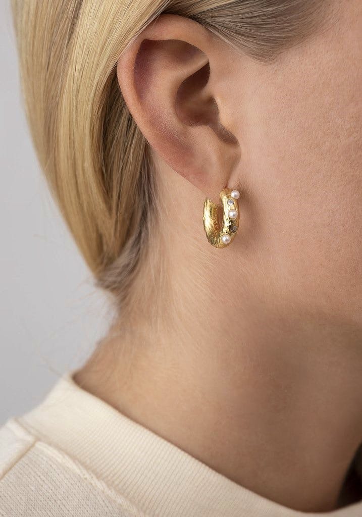 GEM IN A HOOP €108.00