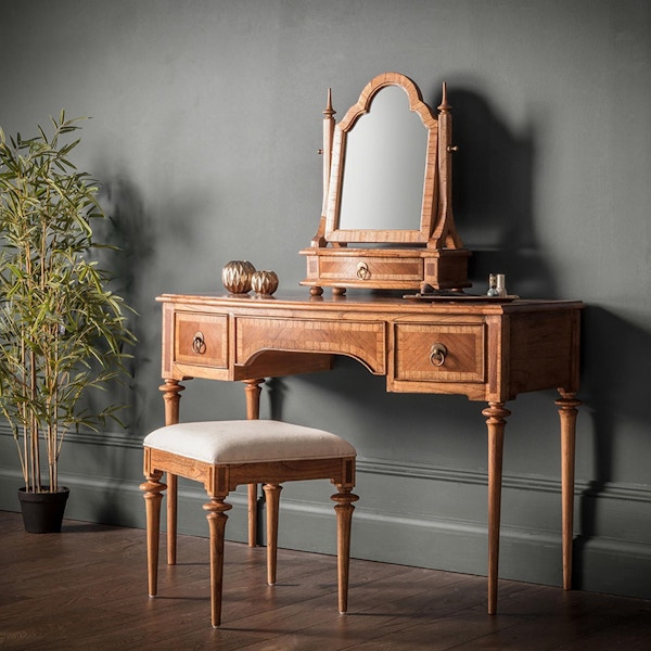 Perch & Parrow Botticelli Dressing Table, £590