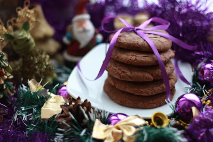 9 Tasty And Thoughtful Edible Christmas Gift Ideas