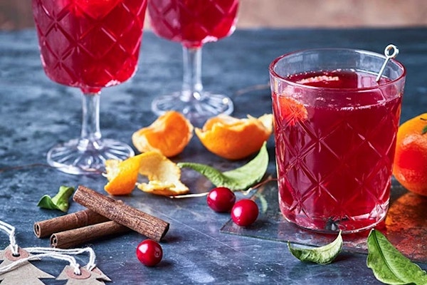 Alcohol-free Christmas Cranberry Cordial Recipe