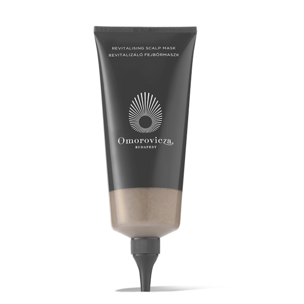 Revitalising Scalp Mask This pre-shampoo treatment provides immediate soothing and calming benefits, leaving the scalp feeling more comfortable and hydrated