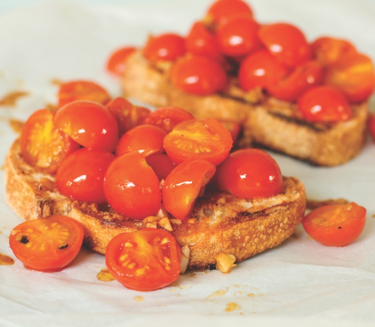 Tomatoes On Toast 
