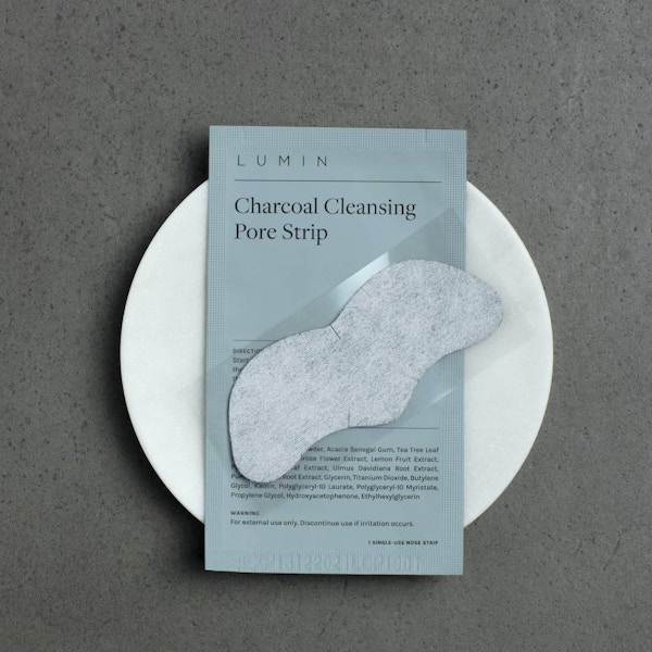 Charcoal Cleansing Pore Strip