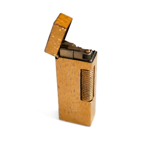 Dunhill 1970s Rollagas Lighter, £245