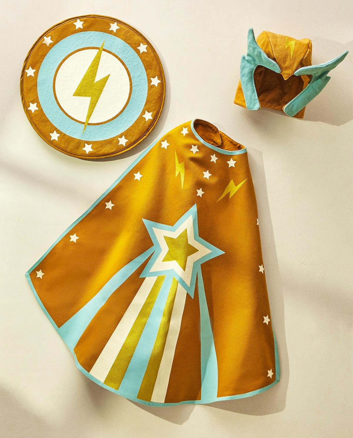 Zara Super Hero And Super Heroine Cape, £17.99