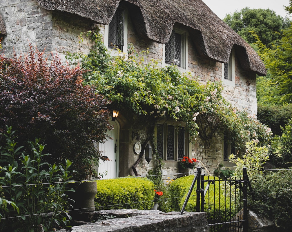 9 Charming Cottages For Sale
