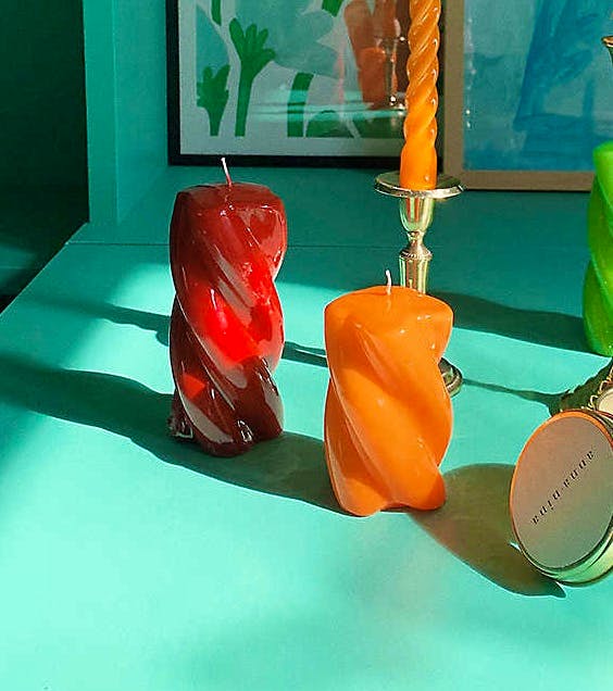 Anna + Nina Blunt Twisted Parrafin Candle, £20