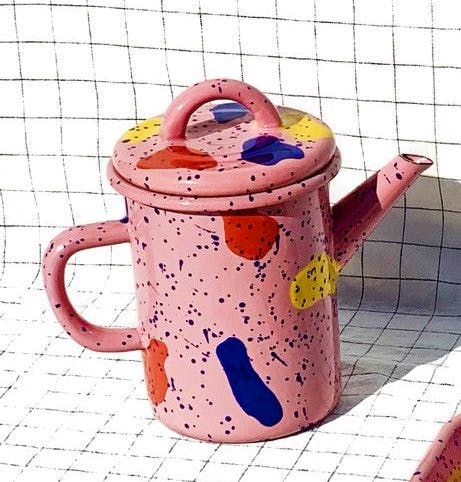 Bornn Enamelware Tea Pot – Pink, €33.50