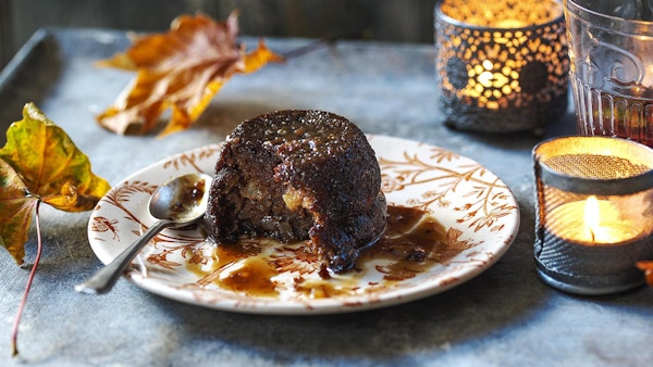 Sticky Gingerbread Puddings With Ginger Wine And Brandy Sauce