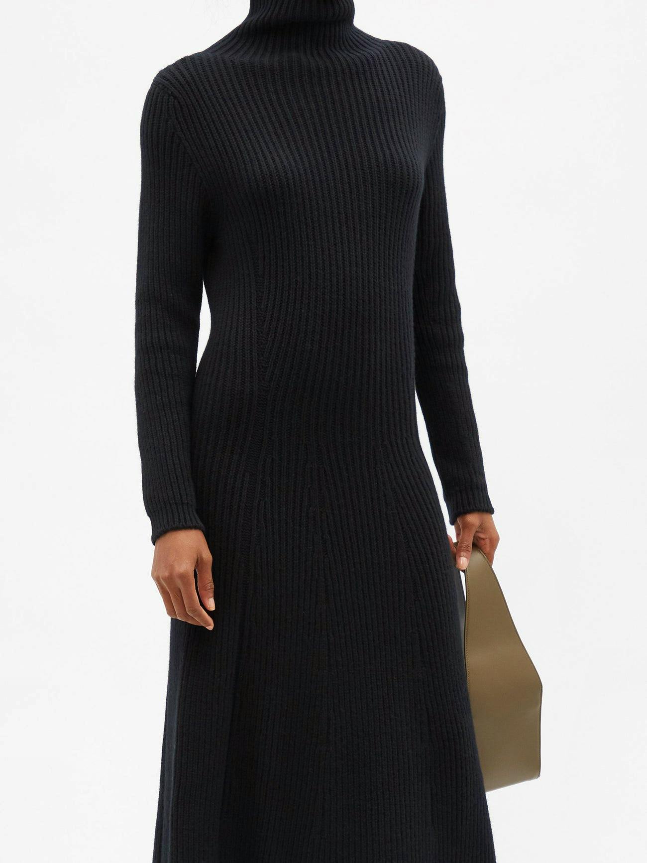 Johnston of Elgin Cashmere Maxi Dress, £595