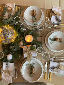 Bee Osborn: The Art of Simplicity at Christmas