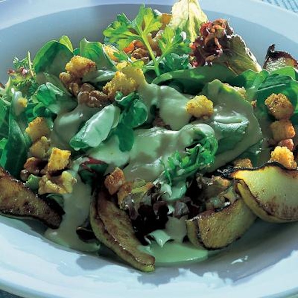 WARM PEAR AND WALNUT SALAD WITH ROQUEFORT DRESSING AND CROUTONS
