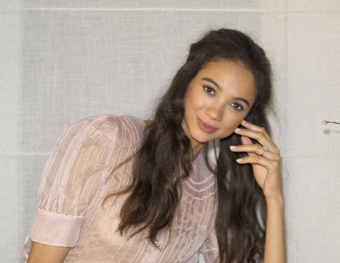 Tenishia McSweeney Tenishia is the founder of Escorpi, a company pairing lab grown diamonds with recycled gold to create fine jewellery. A Diamond Graduate, with a background in PR and marketing, Tenishia combines her skills and vision to build her company which aims to keep humanity and full transparency at its heart.