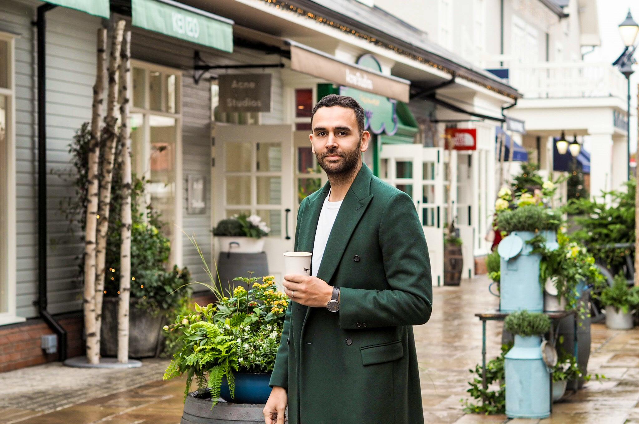 Craig Landale In addition to Craig's passion and love for menswear, he is an experienced online marketing consultant, member of the British Society of Magazine Editors and qualified in Post Compulsory Education and Training. The Founder and Editor-in-Chief of MenswearStyle has previous experiences as leading the marketing department of a corporate clothing company and overseeing the digital marketing of a large menswear group.

Through the rapid success of MenswearStyle Craig has been featured in Shortlist Magazine's 'Chosen Few' numerous times, interviewed for non-fiction books and has successfully collaborated with a range of brands such as Mulberry, Harrods, Jaguar and Lacoste to name a few.