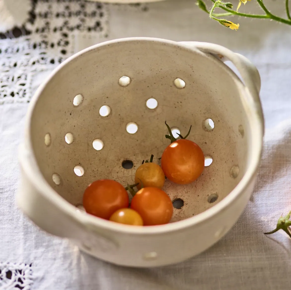 Rowen & Wren Handmade Stoneware Colander, £34
