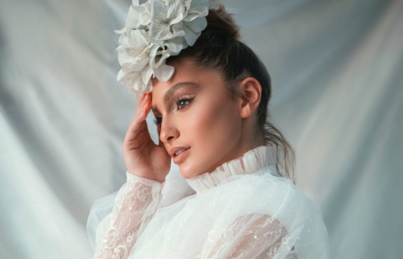 How To Nail Your Wedding Make-Up