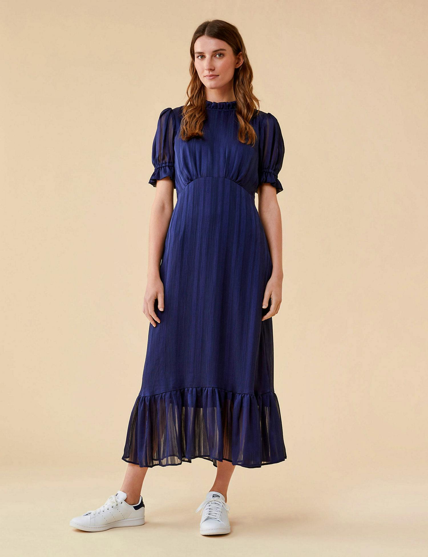 Round Neck Puff Sleeve Midaxi Smock Dress £69