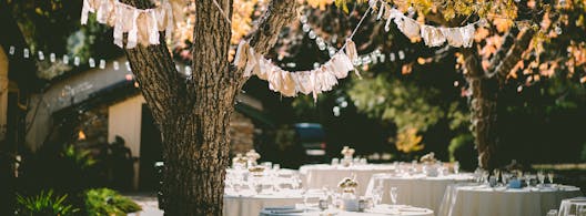 In An English Country Garden: 38 Glorious Garden Party Accessories