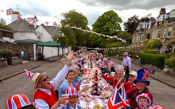 BIG JUBILEE LUNCH