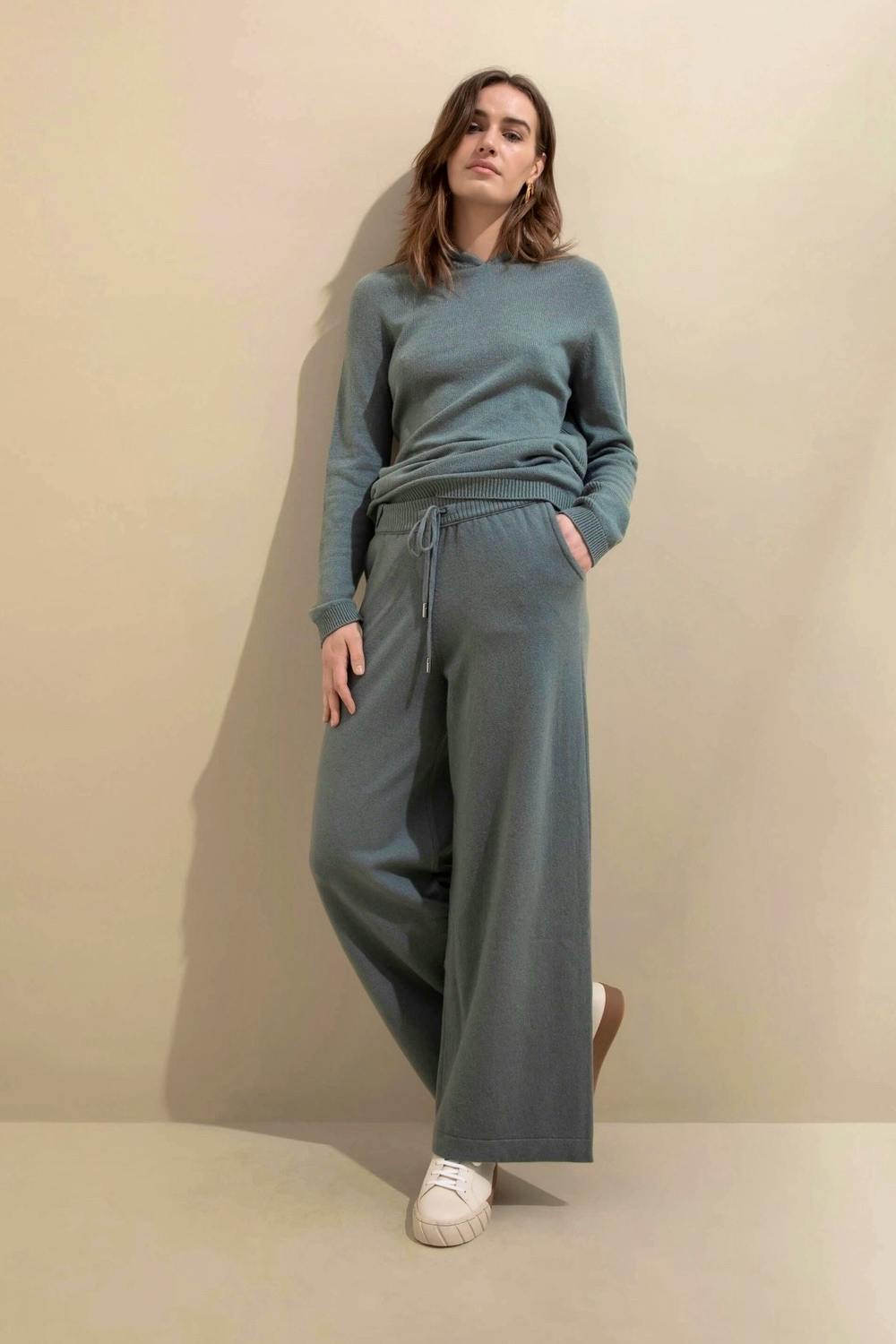 Wide Leg Cashmere Joggers £549