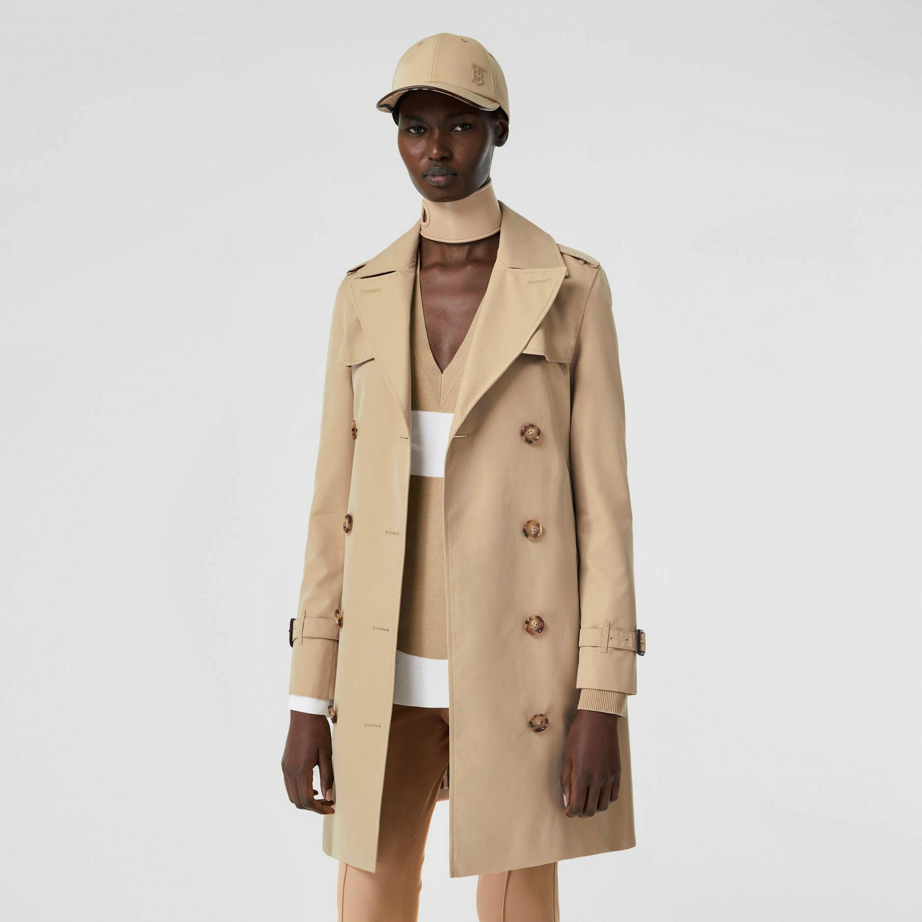 The Short Islington Trench Coat £1,790